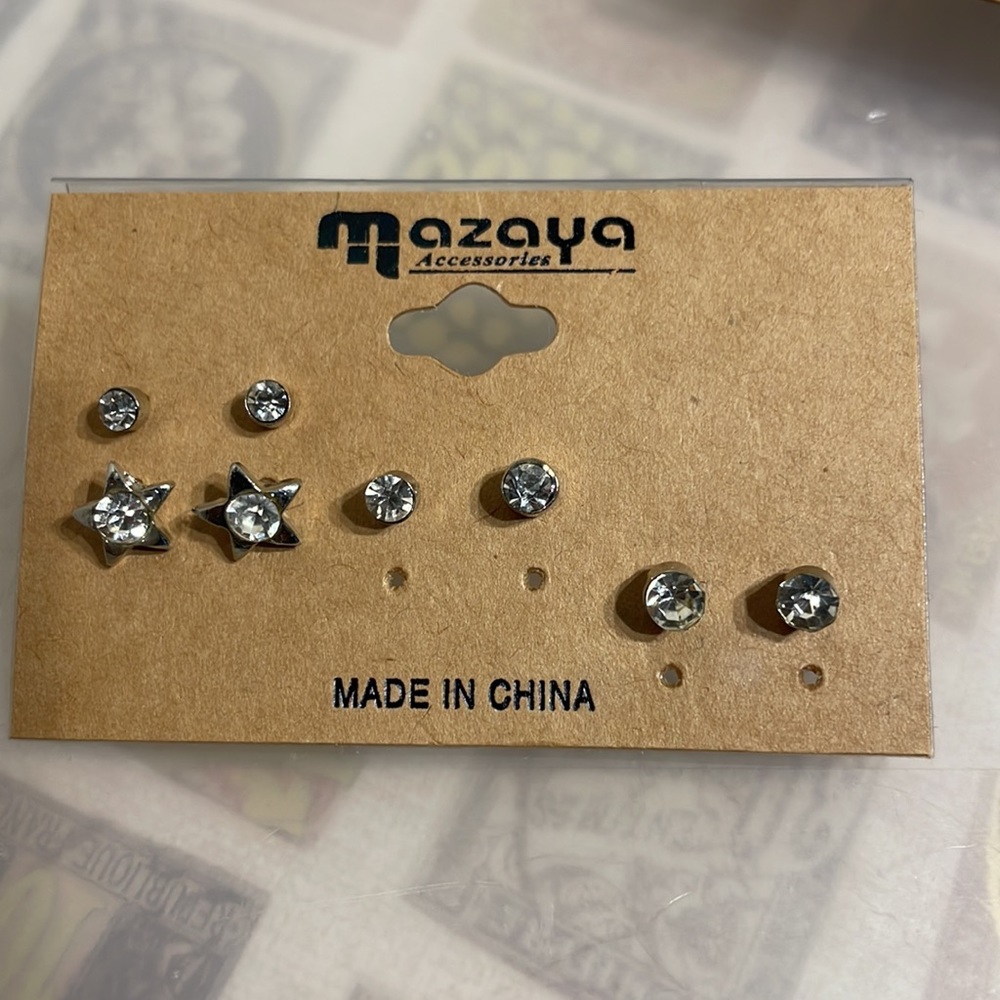 Earrings - Picture 3 of 4
